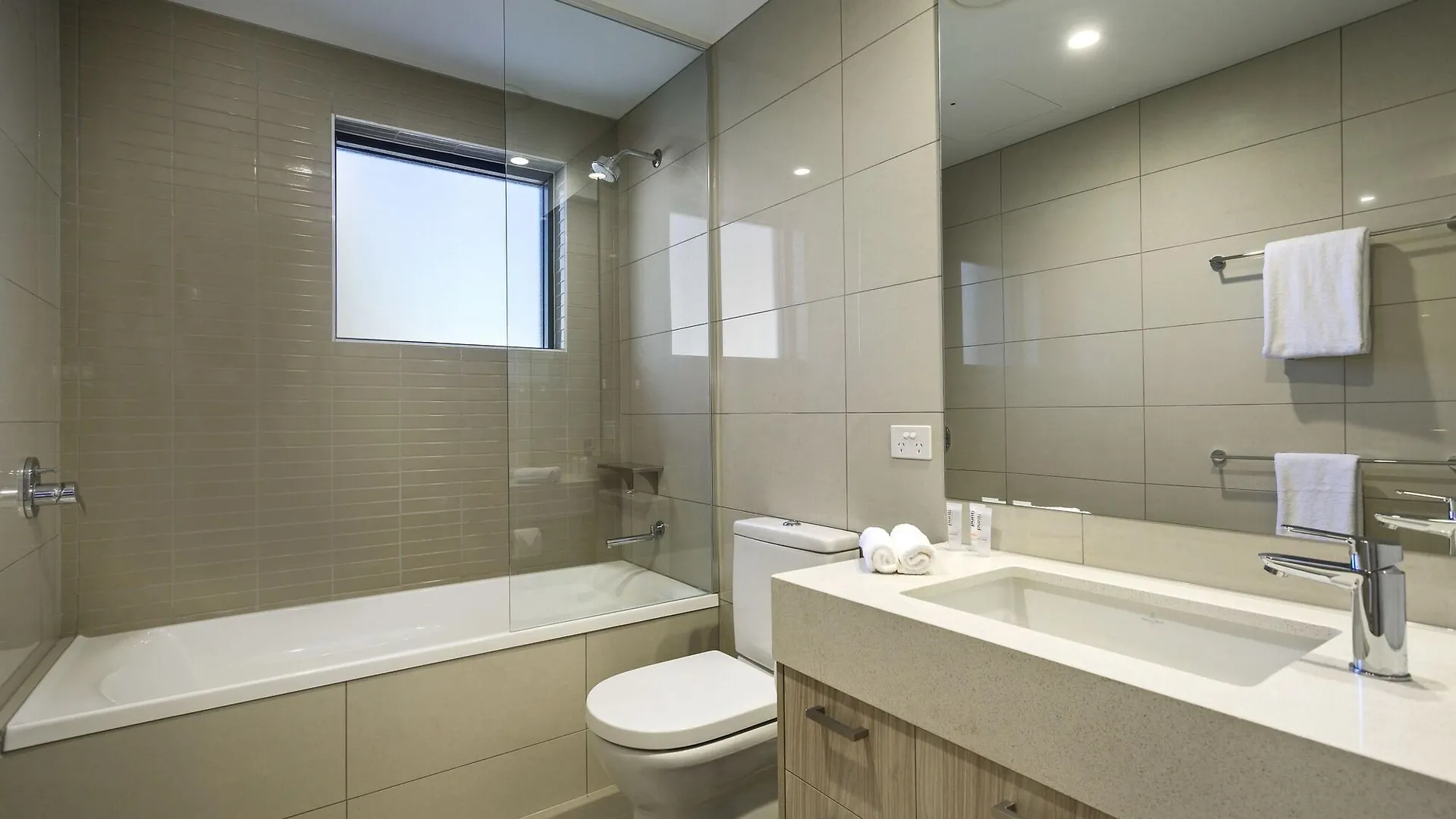 Quest Woolloongabba Aparthotel Brisbane 4*,